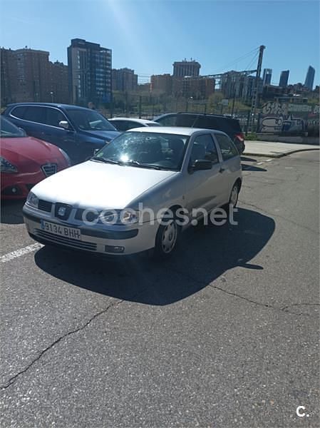 Brugt Seat Ibiza 75 HK (55 kW) 2001 Grå Hatchback