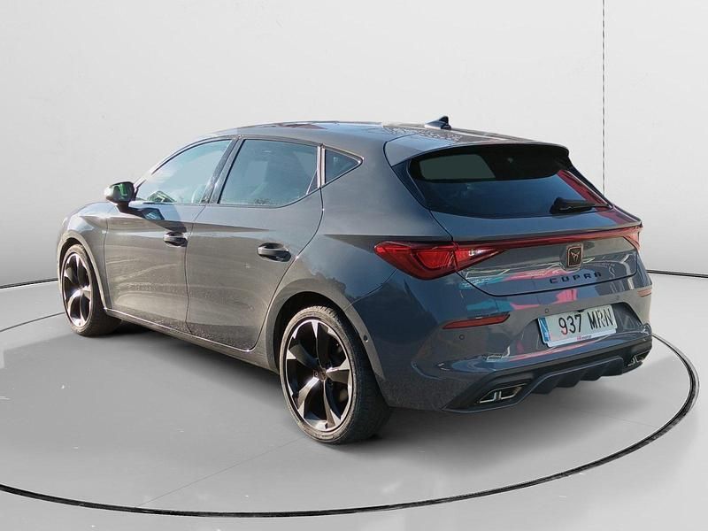 Usado Cupra Leon 150 CV (110 kW) 2024 Negro