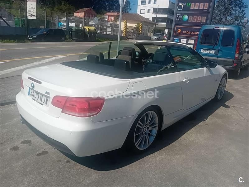 Occasion BMW 320 Cabriolet 177 ch (130 kW) 2009 Blanc Cabriolet