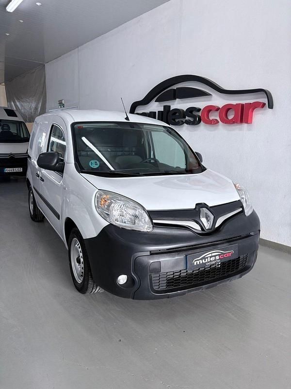 Usado Renault Kangoo 95 CV (69 kW) 2021 Blanco Monovolumen