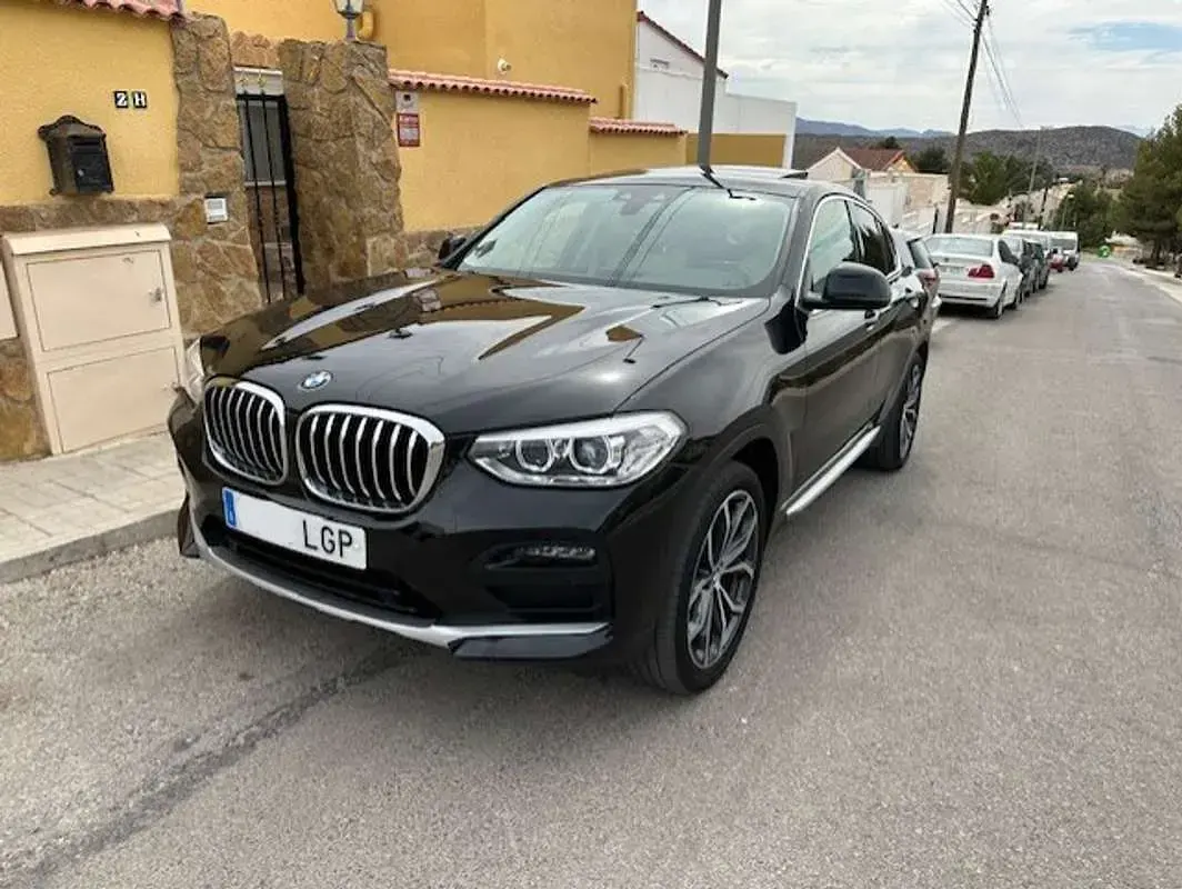 Usado BMW X4 Comfort Edition 190 CV (139 kW) 2020 Negro SUV