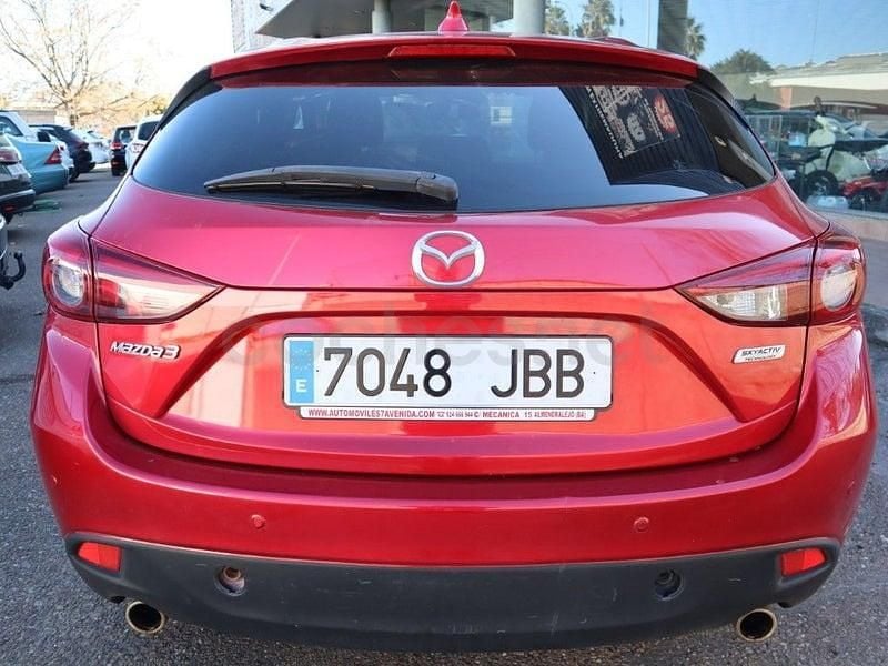 Usado Mazda 3 Luxury 150 CV (110 kW) 2015 Granate Berlina