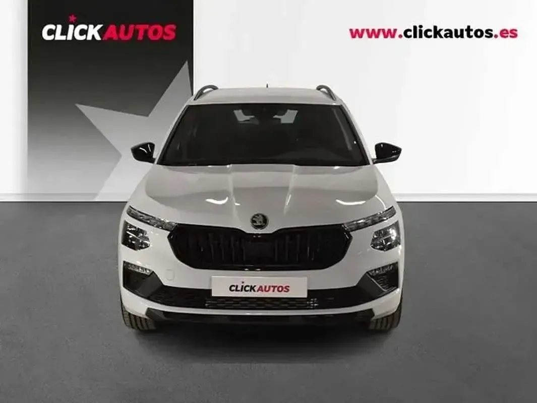 Usado Skoda Kamiq Sport 116 HP (85 kW) 2025 Branco SUV