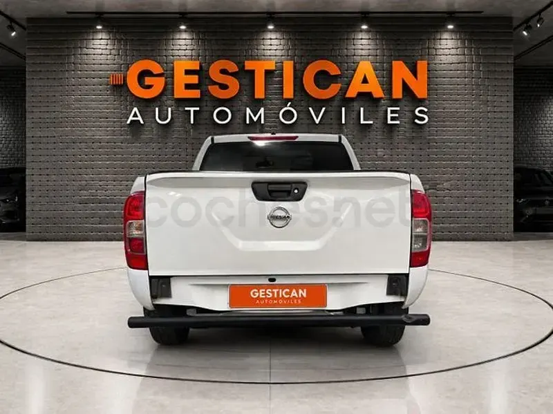 Usado Nissan Navara Visia 163 CV (119 kW) 2018 Blanco Pickup/Camioneta