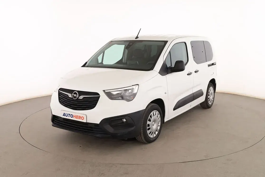 Usado Opel Combo Life Edition 102 CV (75 kW) 2021 Monovolumen