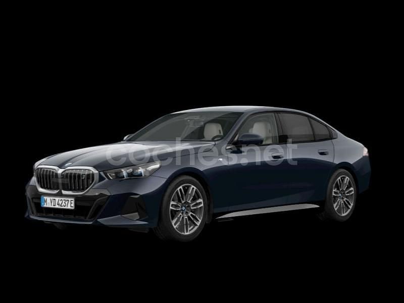 Eléctrico Usado 2025 BMW i5 Comfort Edition Berlina | 55.900 € (Super precio) - Imagen 1/4