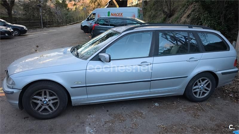 Usado BMW 320 136 HP (100 kW) 2001 Cinzento Carrinha