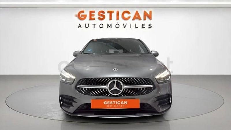 Usado Mercedes B250e 218 CV (160 kW) 2022 Gris / plata Monovolumen