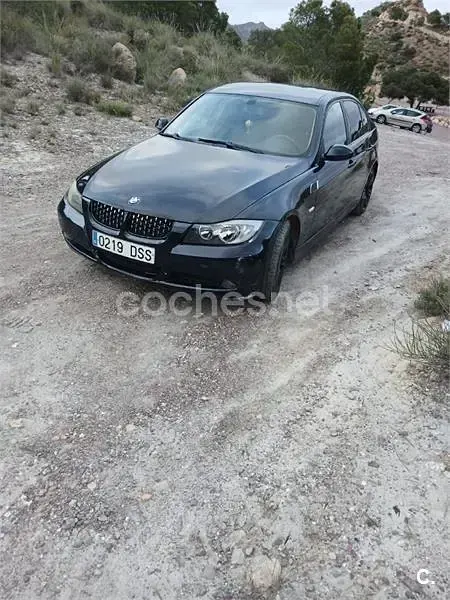 Usado BMW 318 122 CV (89 kW) 2005 Negro Berlina