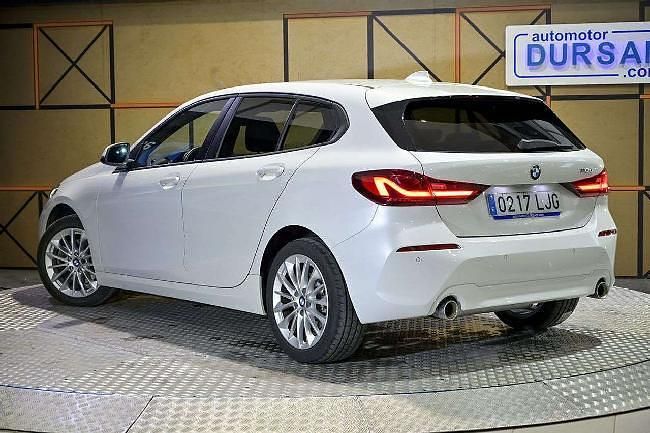 Usado BMW 118 Comfort Edition 150 CV (110 kW) 2020 Blanco Utilitario
