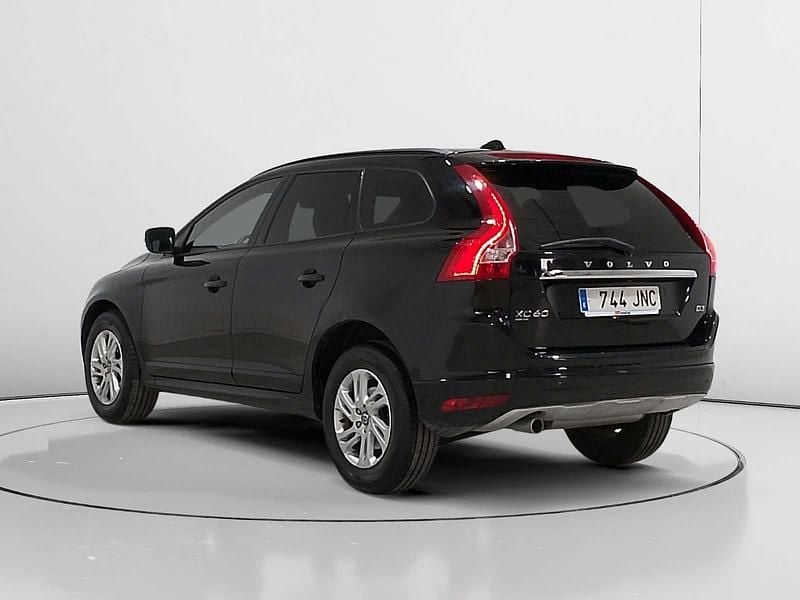 Usado Volvo XC60 Kinetic 150 CV (110 kW) 2016 Negro SUV