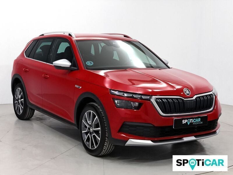 Rojo Usado 2022 Skoda Kamiq SUV | 18.990 € (Precio justo) - Imagen 1/4