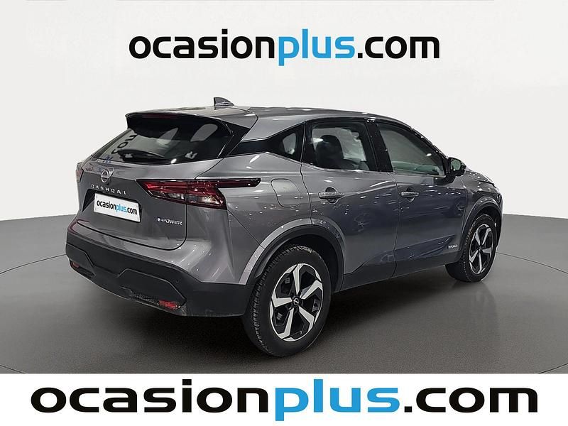 Begagnad Nissan Qashqai Acenta 190 HK (139 kW) 2024 Grå SUV
