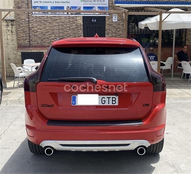 Usado Volvo XC60 R-Design 175 CV (128 kW) 2010 Rojo SUV