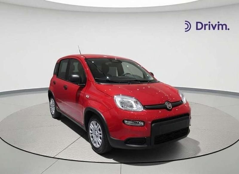 Nuevo Fiat Panda 71 CV (52 kW) 2025 Rojo Utilitario