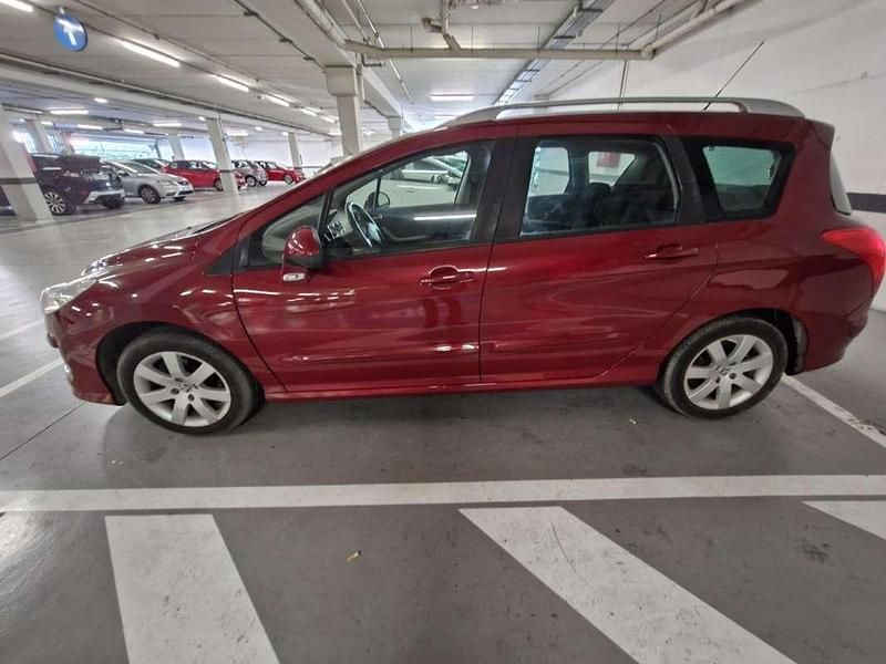 Usado Peugeot 308 SW 109 CV (80 kW) 2010 Rojo Familiar