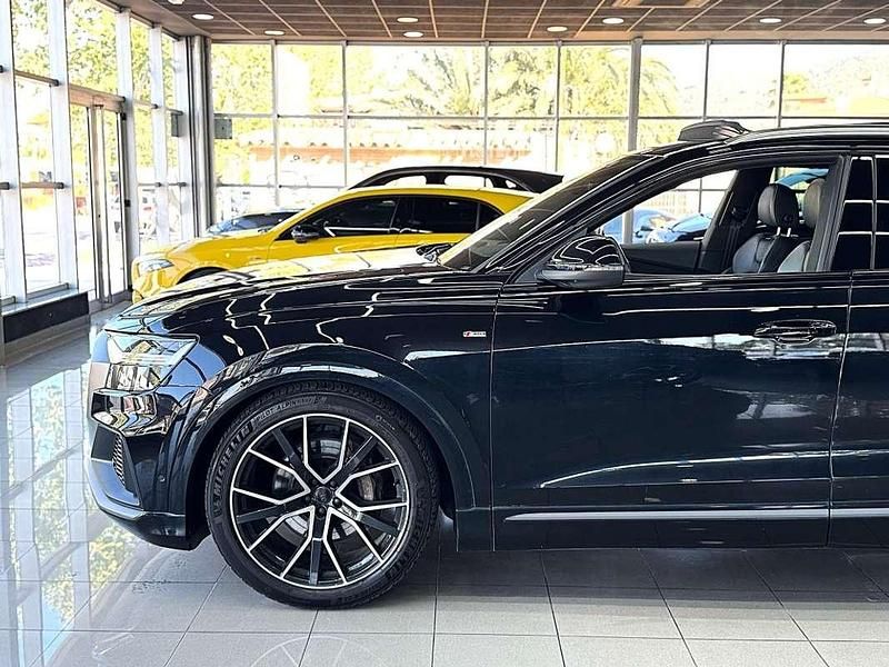 Usado Audi Q8 S-Line 286 CV (210 kW) 2020 Negro SUV