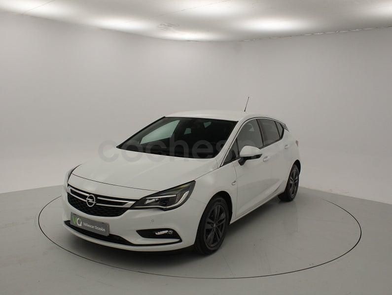 Usado Opel Astra 110 CV (80 kW) 2019 Blanco Berlina