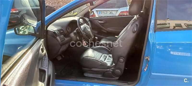 Usado Fiat Stilo Abarth 170 CV (125 kW) 2003 Azul Berlina