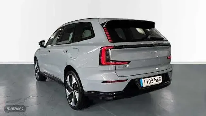 Nuevo Volvo EX90 Performance 205 kW (279 CV) 2026 Gris SUV