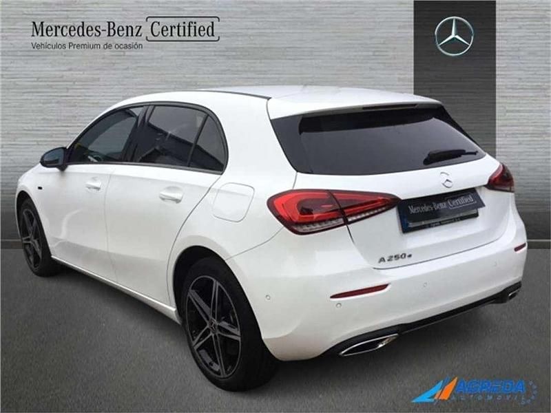 Usado Mercedes A250 218 CV (160 kW) 2021 Berlina