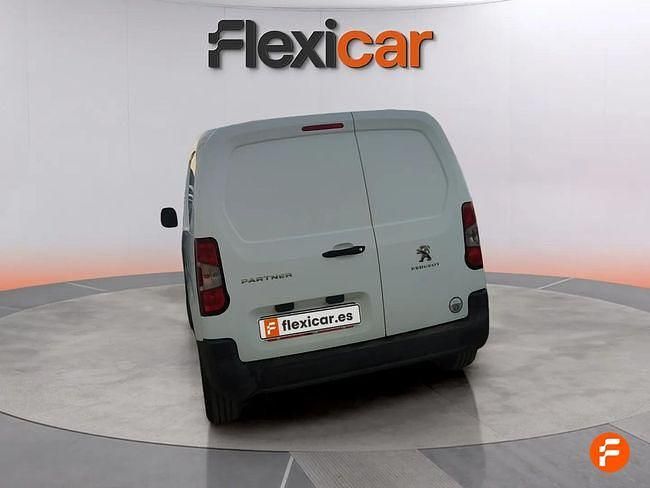 Usado Peugeot Partner 75 CV (55 kW) 2019 Blanco Monovolumen