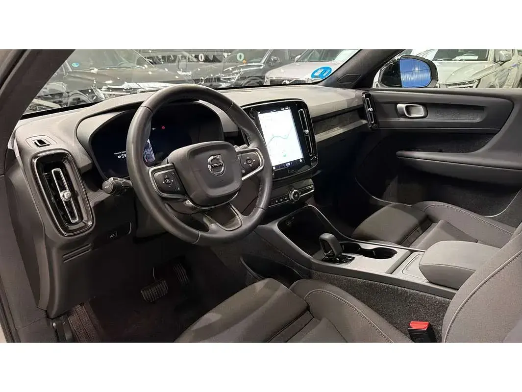 Usado Volvo EC40 Plus 185 kW (252 CV) 2024 Plateado SUV