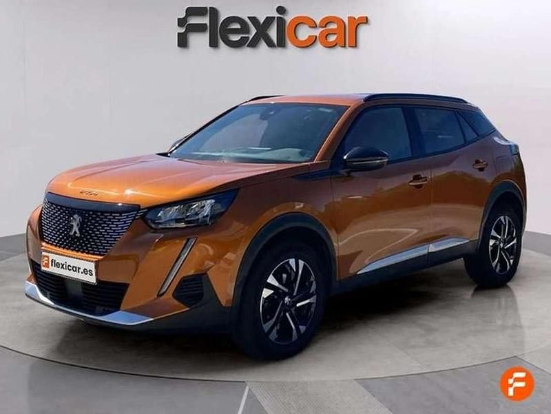 Usado Peugeot 2008 Active 101 CV (74 kW) 2023 Naranja SUV