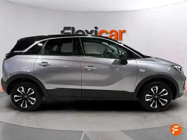 Usado Opel Crossland Elegance 130 CV (95 kW) 2024 Gris SUV