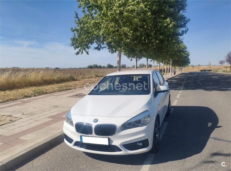 Blanco Usado 2015 BMW 218 Sport Line Familiar | 13.000 € (Precio justo) - Imagen 1/4