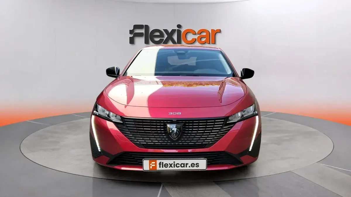 Usado Peugeot 308 Allure 131 CV (96 kW) 2023 Granate Berlina