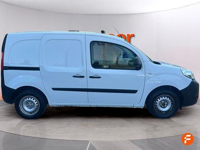 Usado Renault Kangoo 95 CV (69 kW) 2021 Blanco Monovolumen