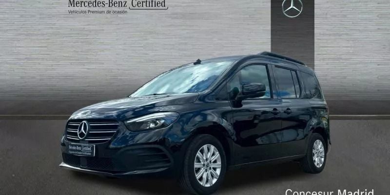 Negro Usado 2024 Mercedes 180 Berlina | 22.808 € (Buen precio) - Imagen 1/4