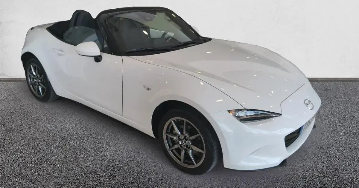 Usado Mazda MX5 Exclusive-Line 132 CV (97 kW) 2024 Descapotable