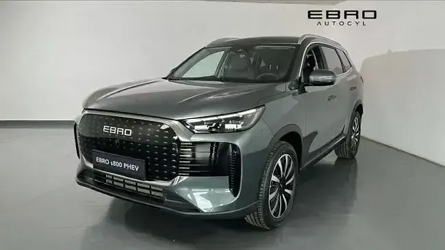 Nuevo Ebro s800 278 CV (204 kW) 2026 Verde SUV