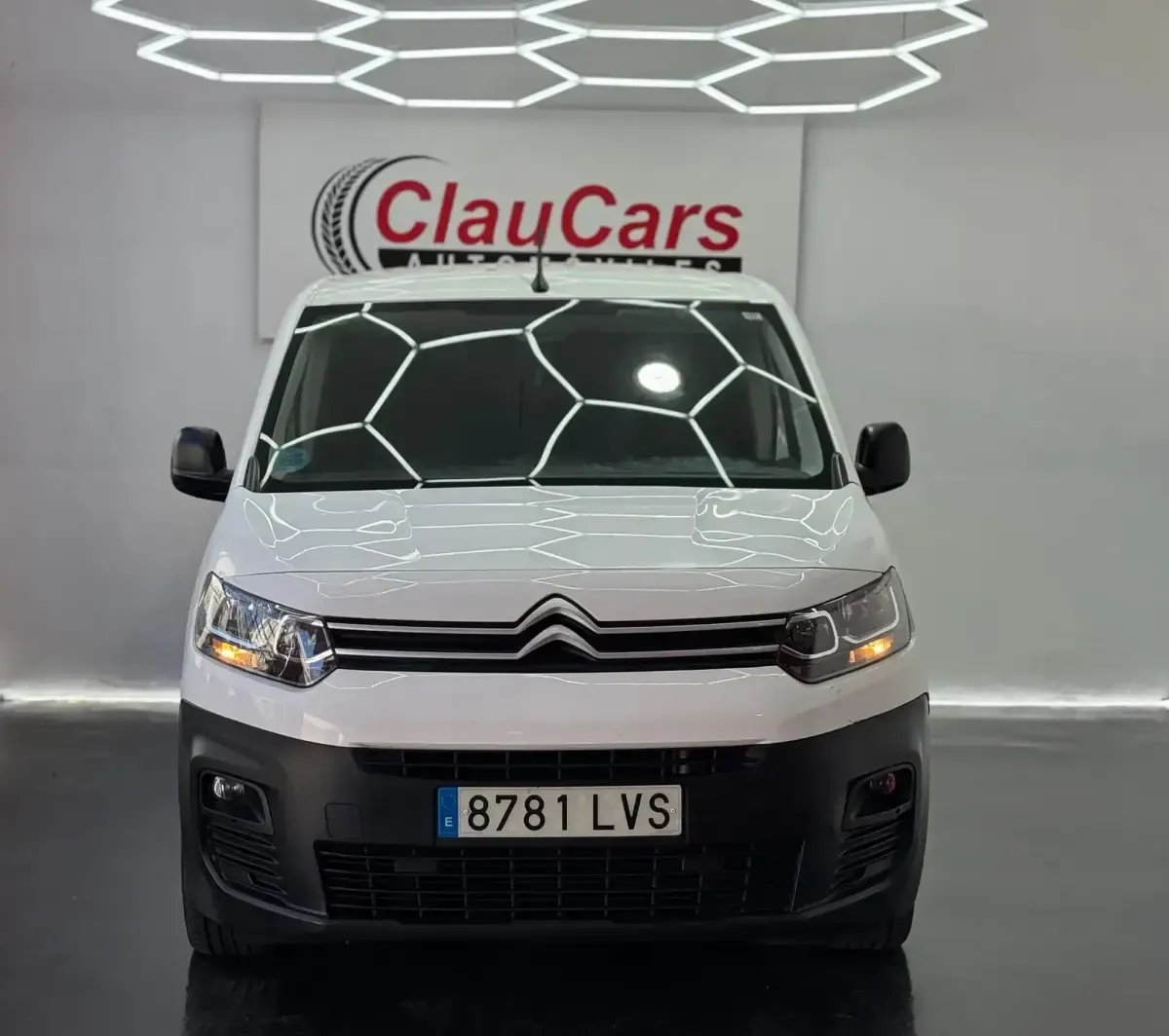 Usado Citroën Berlingo 100 CV (73 kW) 2022 Blanco Monovolumen