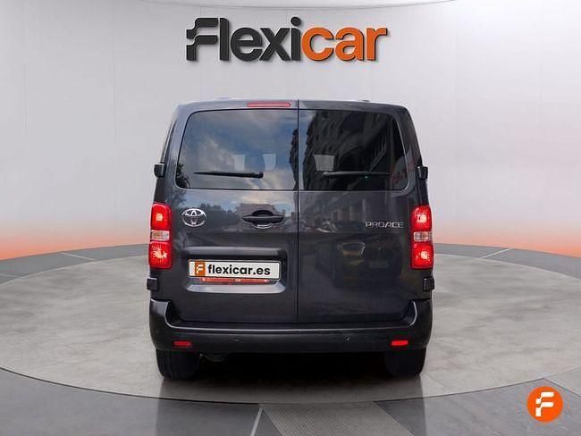 Usado Toyota Proace Verso Advance 145 CV (106 kW) 2024 Gris Familiar