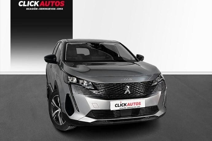 Usado Peugeot 5008 Allure 130 CV (95 kW) 2022 Monovolumen