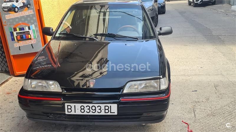 Usado Rover 200 130 CV (95 kW) 1992 Negro Berlina