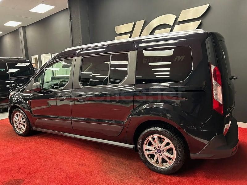 Usado Ford Grand Tourneo Connect Trend 120 CV (88 kW) 2019 Negro Monovolumen