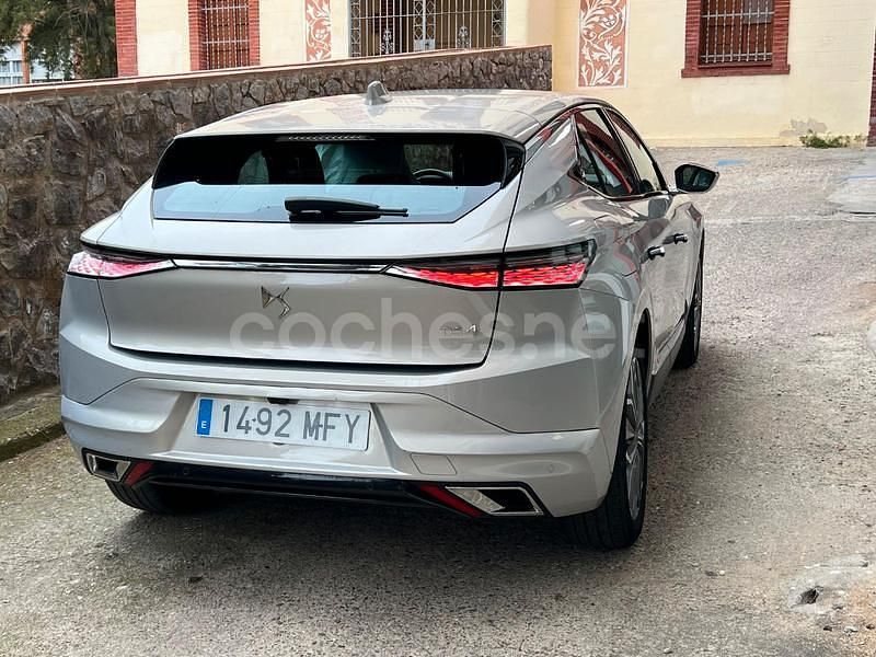 Usado DS Automobiles DS4 Trocadero 130 CV (95 kW) 2023 Beige Berlina