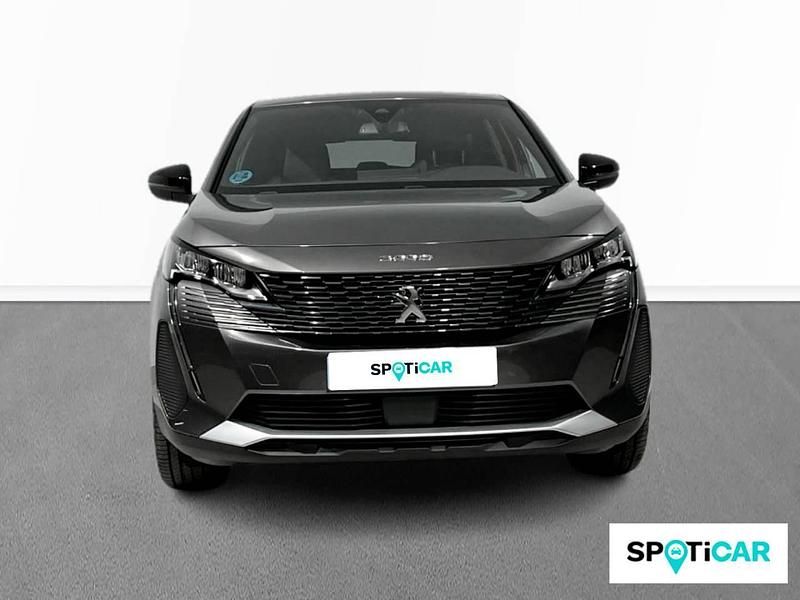 Usado Peugeot 3008 Allure 130 CV (95 kW) 2024 Gris SUV