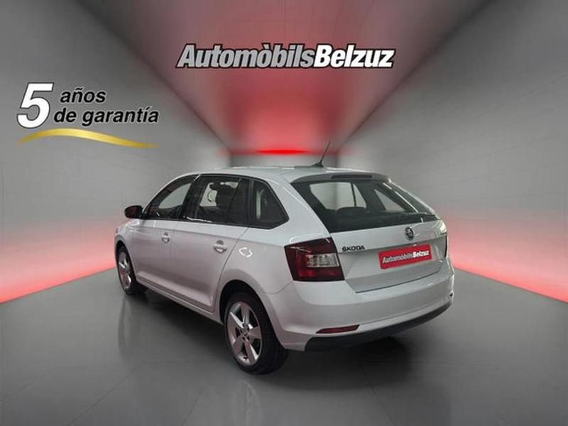 Usado Skoda Rapid Active 95 CV (69 kW) 2019 Blanco Utilitario
