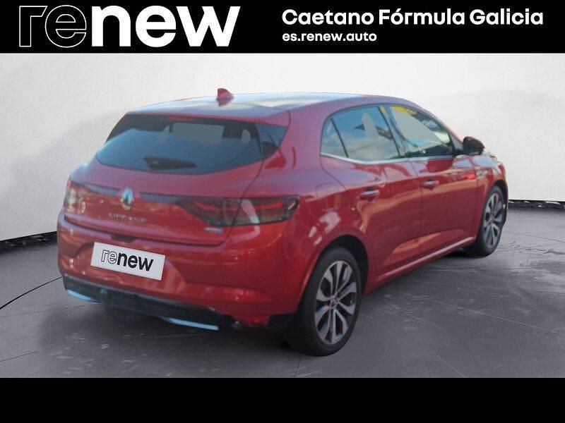 Usado Renault Mégane Zen 160 CV (117 kW) 2021 Rojo Berlina