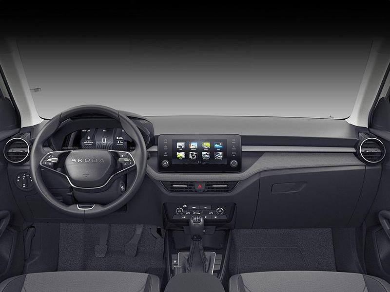 Usado Skoda Fabia Selection 95 CV (69 kW) 2025 Blanco Utilitario