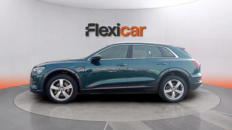 Usado Audi e-tron Advanced Plus 230 kW (313 CV) 2020 Azul SUV
