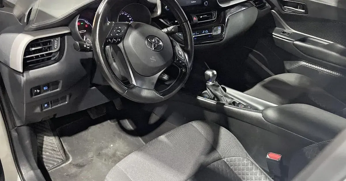 Usado Toyota C-HR Active 122 CV (89 kW) 2022 SUV
