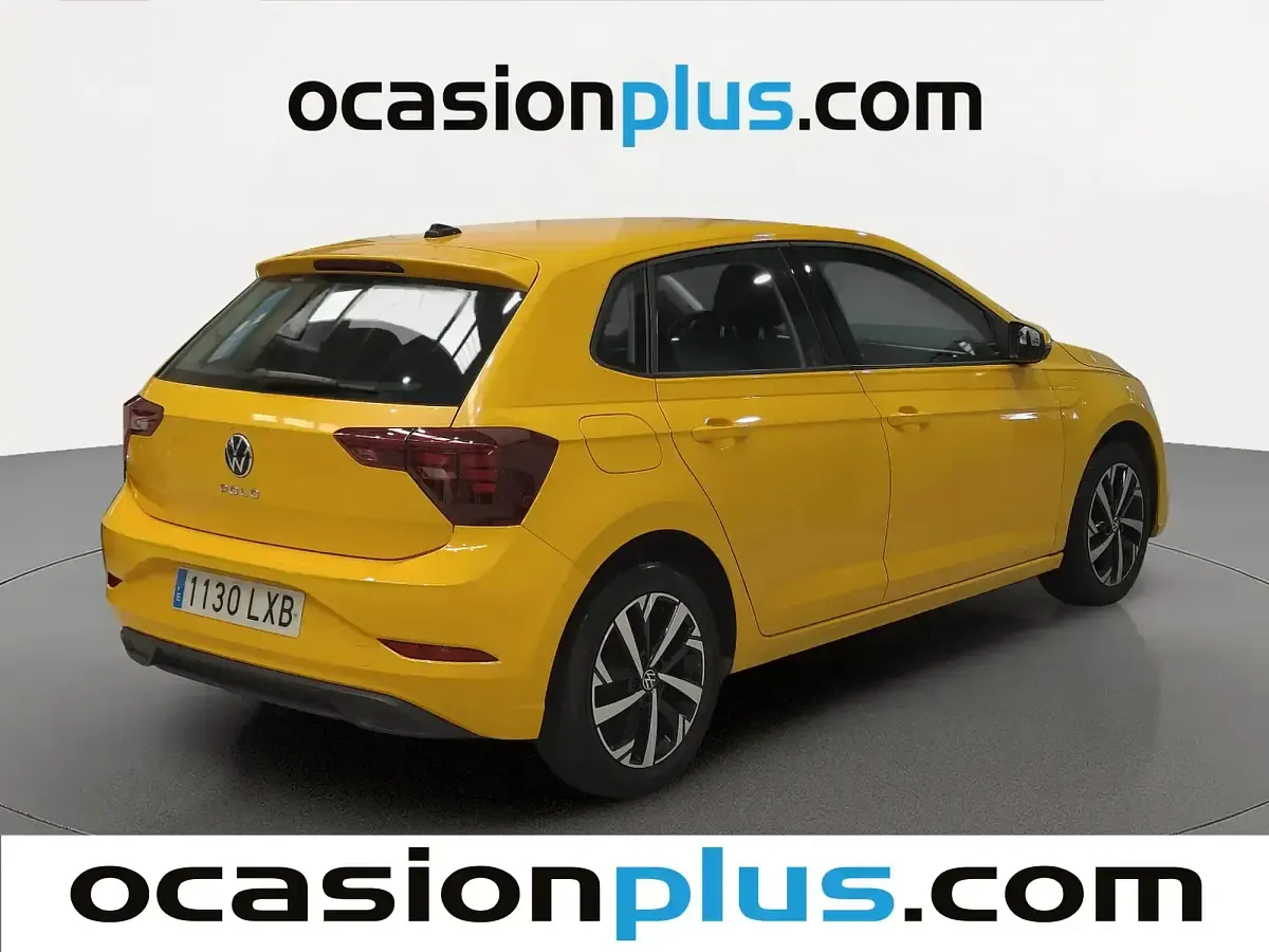 Usado VW Polo Life 95 CV (69 kW) 2022 Amarillo Utilitario