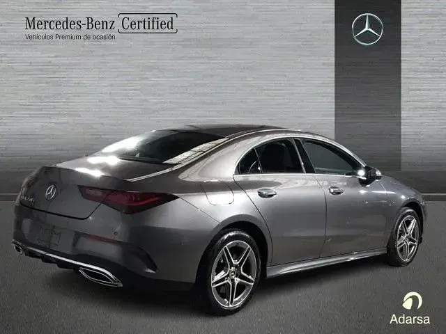 Usado Mercedes CLA250e AMG line 218 CV (160 kW) 2025 Gris montaña Coupe