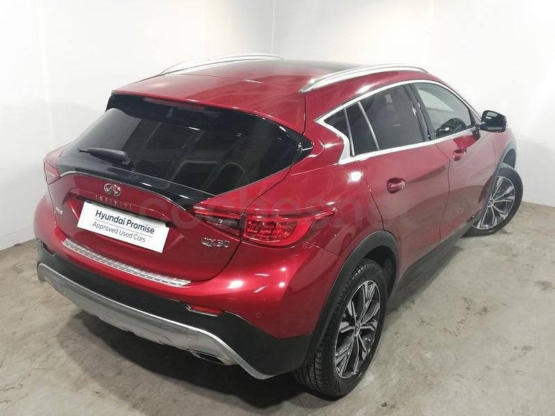 Usado Infiniti QX30 Premium 170 CV (125 kW) 2019 Granate SUV